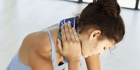 Servikal osteokondrosun tedavisi için sıkıştırın